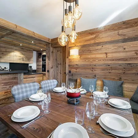 Spacieux De 100m² Pour 8 Pers., 4 Chambres, - Cheminee, Parking, Animaux Admis - Fr-1-567-62 * Val-d'Isere